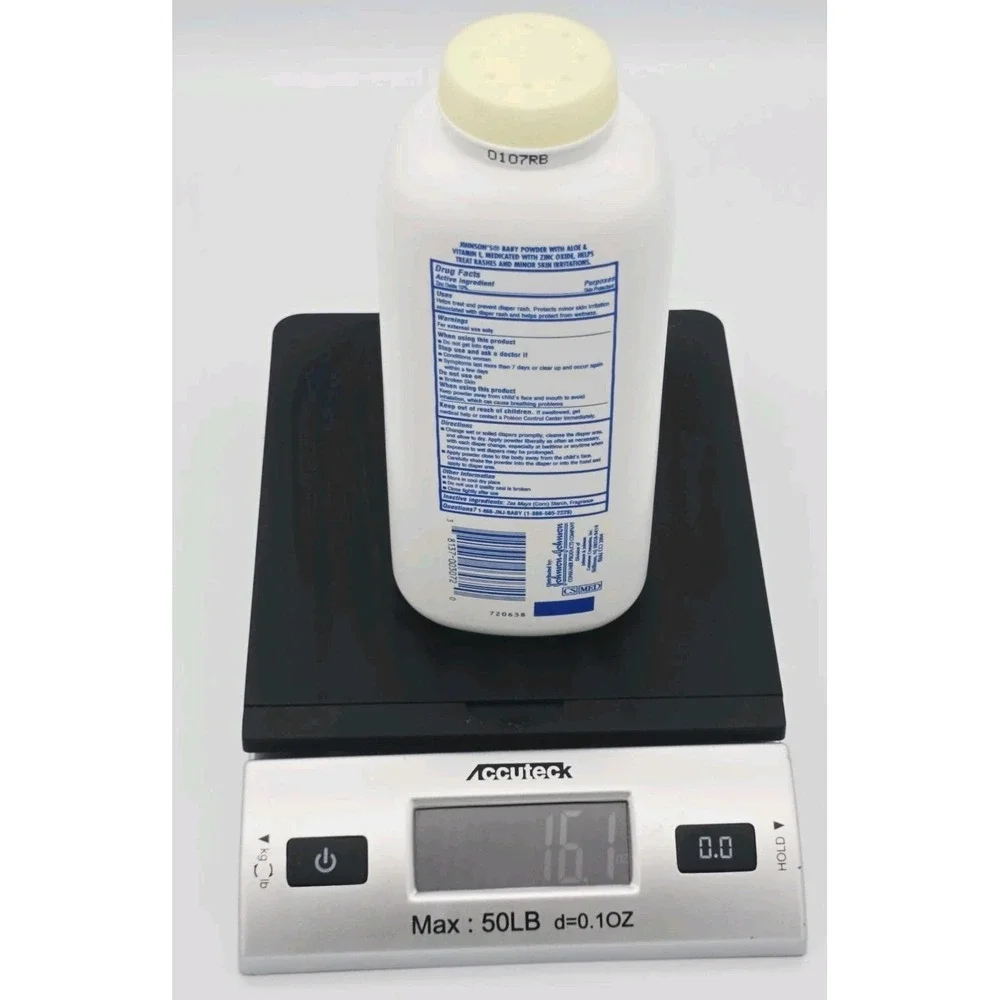 Y2K Johnsons Medicated Baby Powder Aloe & Vitamin E Zinc Oxide 15‎ OZ - Read!